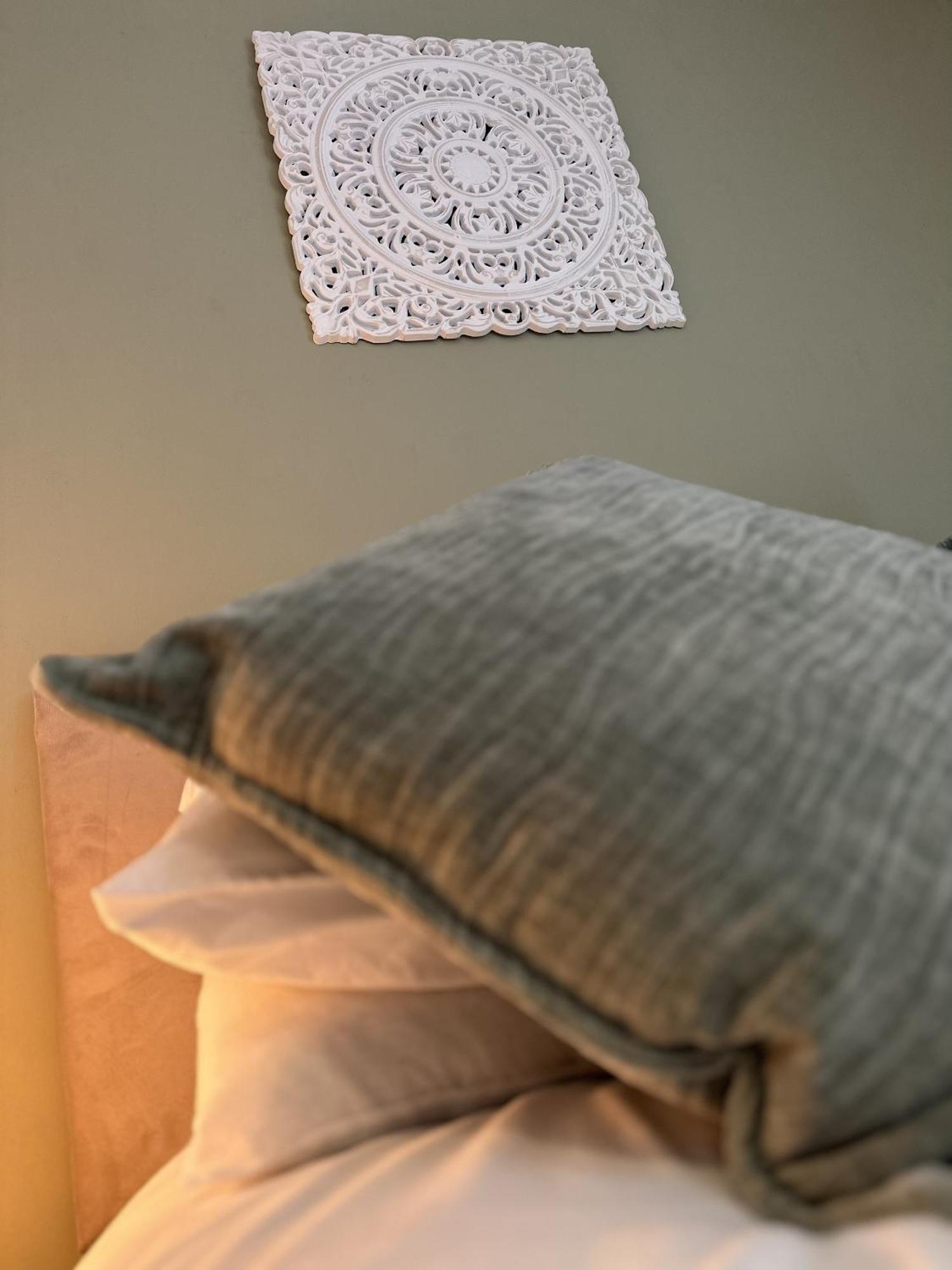 2 Bdr City Centre Apartment With Parking Κάρντιφ Εξωτερικό φωτογραφία